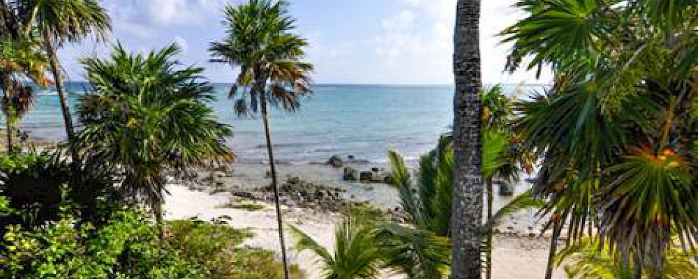 LA BELLEZA DE LA BAHÍA DE TANKAH