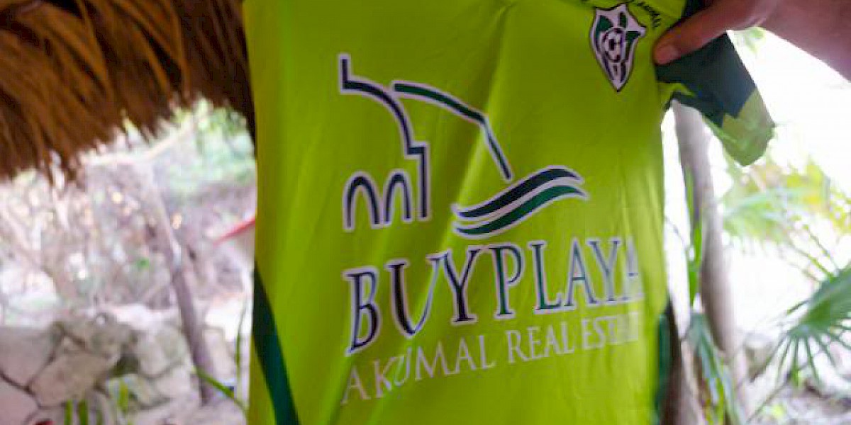 BUYPLAYA AKUMAL PATROCINA AL EQUIPO DE FÚTBOL LOCAL DE AKUMAL
