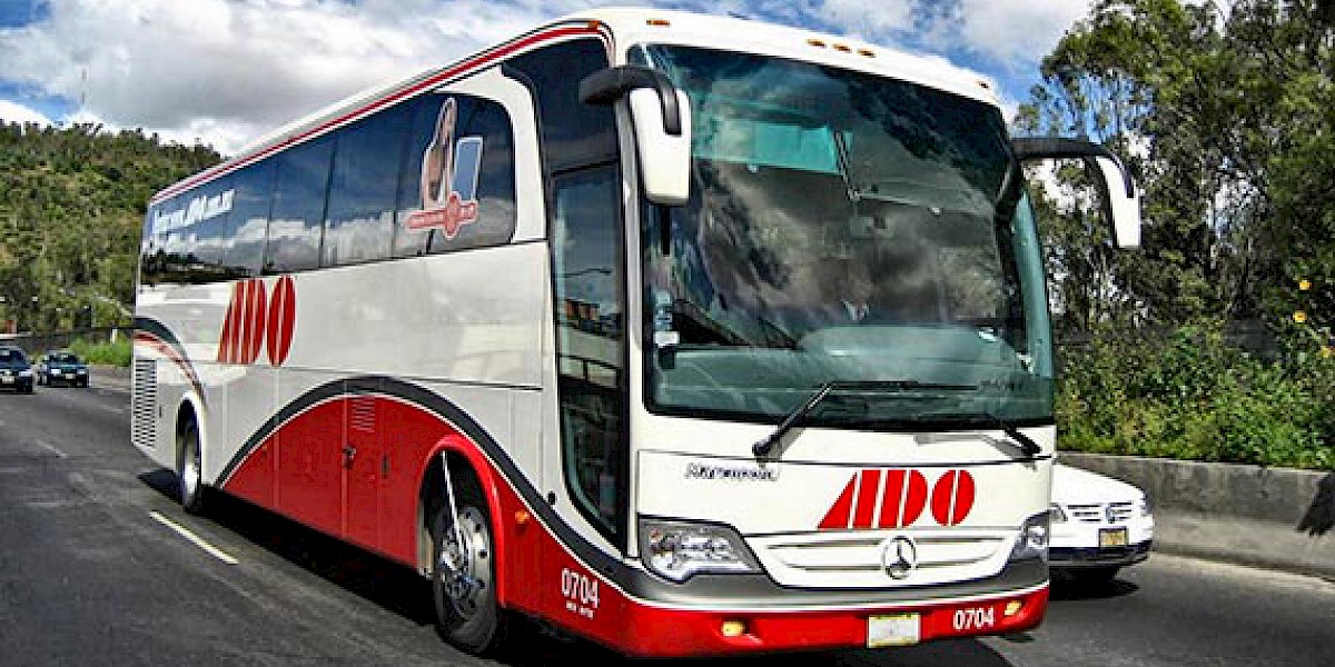 ¿HAY UN SERVICIO DE AUTOBÚS DESDE EL AEROPUERTO DE CANCÚN A LA REGIÓN INMOBILIARIA DE PLAYA DEL CARMEN?