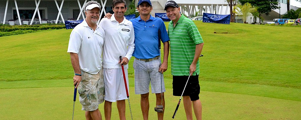 Quédese y juegue en el quinto torneo anual de golf Seaside Rotary en Playa del Carmen