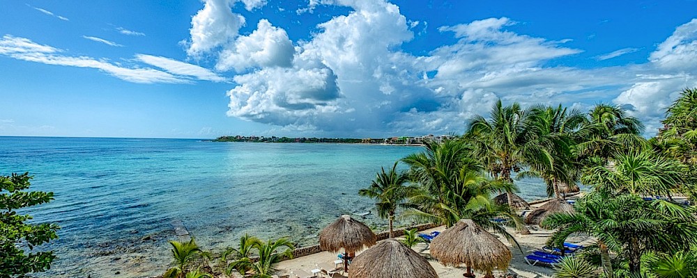 4 condominios frente al mar en venta en Akumal