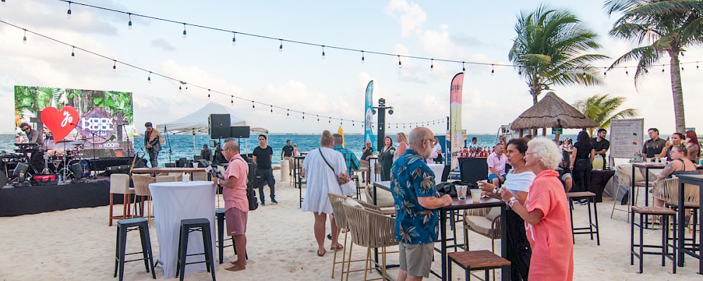 Fiesta en la costa: un resumen del festival gastronómico Fives Puerto Morelos con 10 restaurantes locales