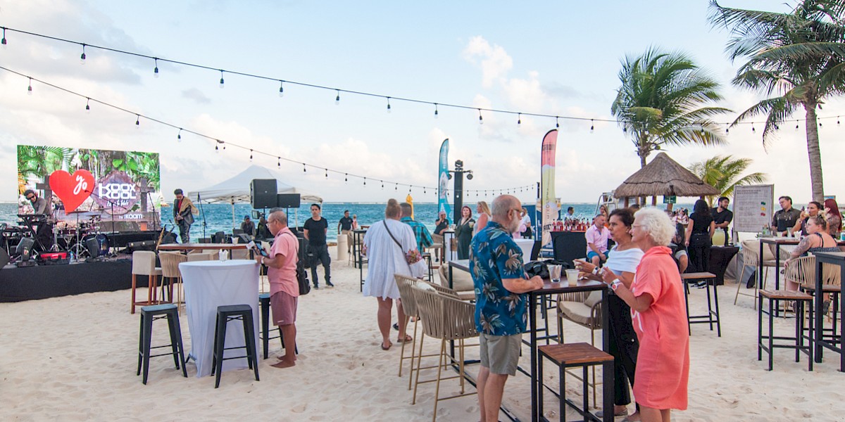 Fiesta en la costa: un resumen del festival gastronómico Fives Puerto Morelos con 10 restaurantes locales