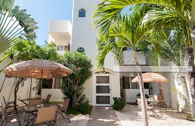 Playa Del Carmen Real Estate Listing | Villas Colibri