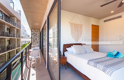 Playa Del Carmen Real Estate Listing | The Boat 2 bed
