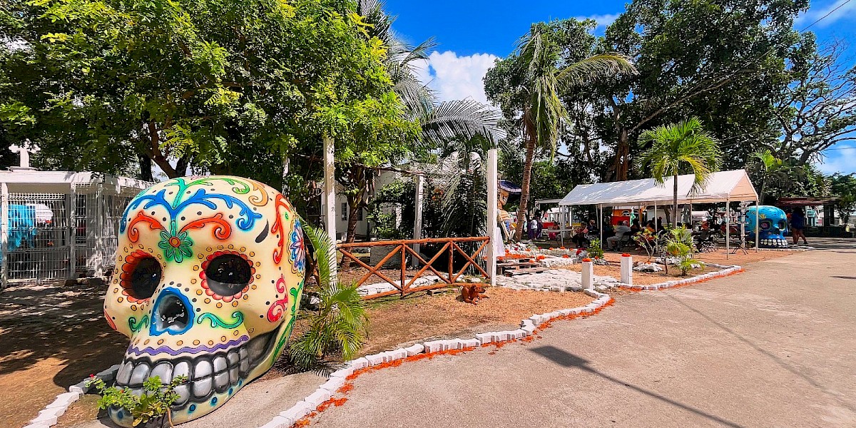 Honrando la vida y la memoria: Celebraciones del Día de Muertos en Playa del Carmen
