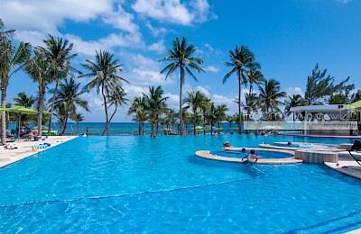 Playa Del Carmen Real Estate Listing | The Fives Beach 2 Bedrooms Residence